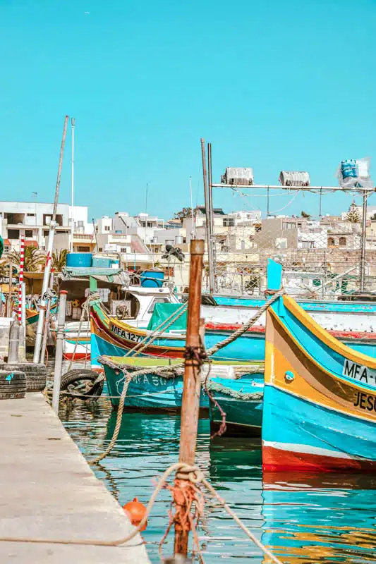 malta sehenswürdigkeiten Marsaxlokk boats
